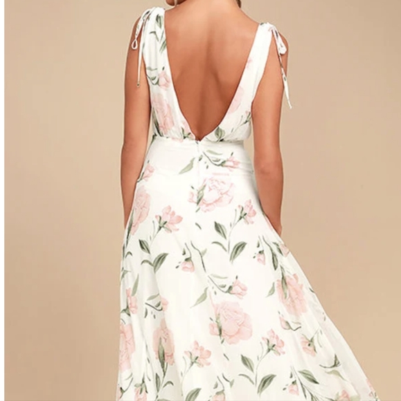 Lulus Romantic Possibilities white floral maxi dress- size large (fits like med) - Picture 5 of 11